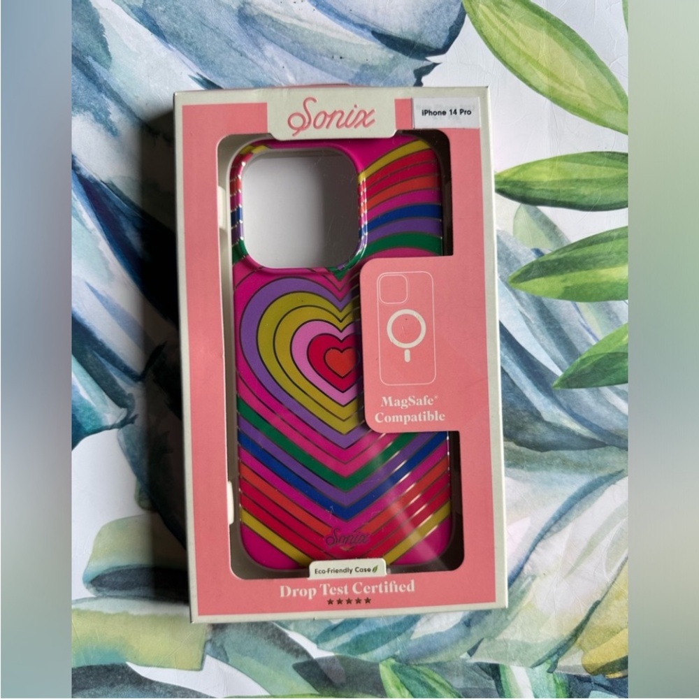 Sonix iPhone 14 Pro- Rainbow Hearts with MagSafe NWT - Picture 6 of 7